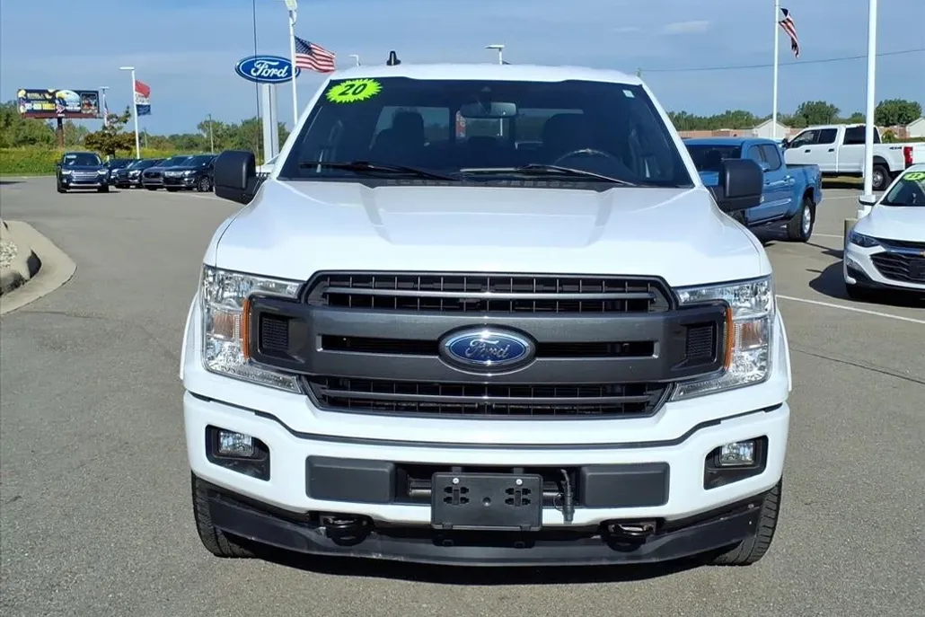 2020 Ford F-150 XLT photo 1