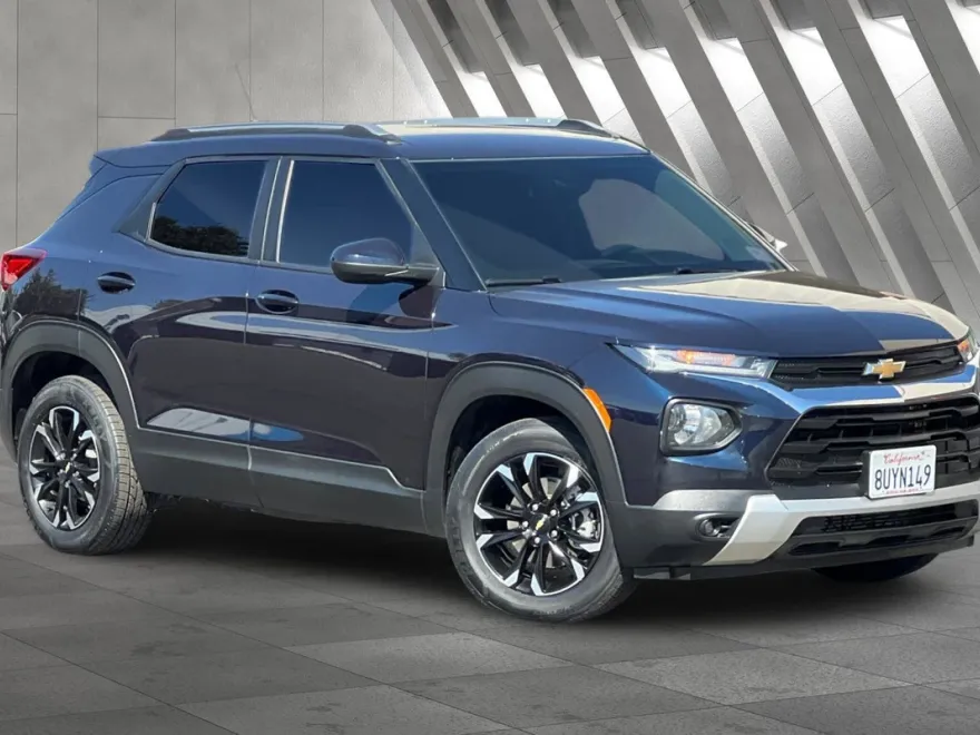 2021 Chevrolet Trailblazer LT photo 1