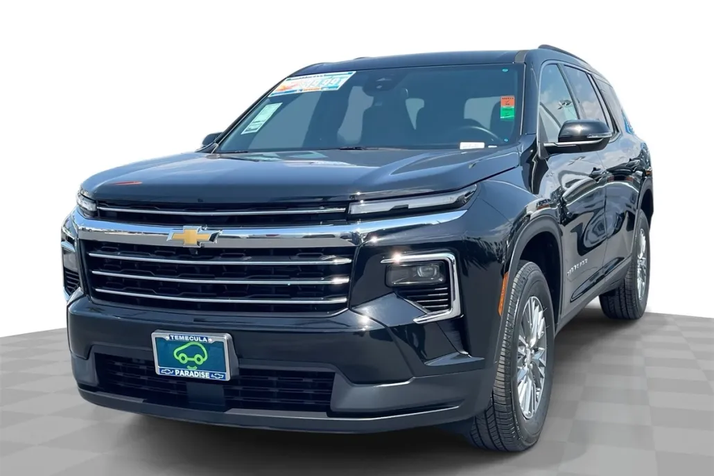 2025 Chevrolet Traverse photo 1