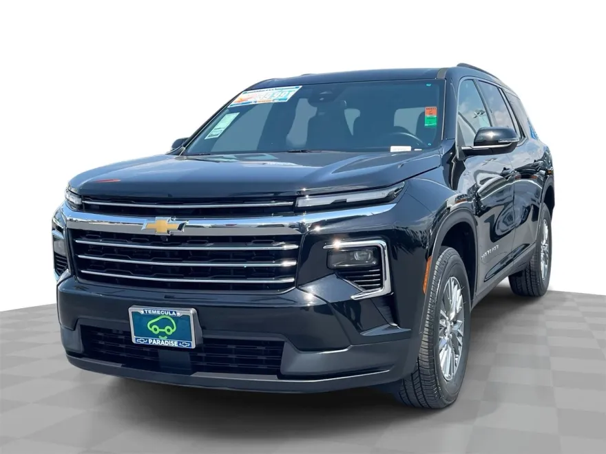 2025 Chevrolet Traverse photo 1