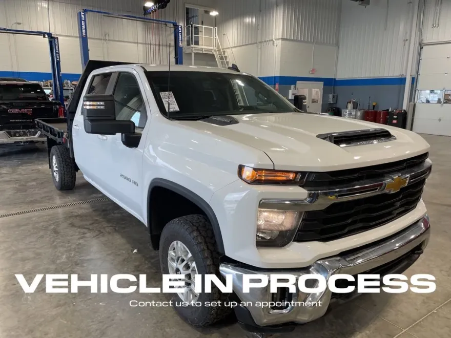 2024 Chevrolet Silverado 2500HD LT photo 1