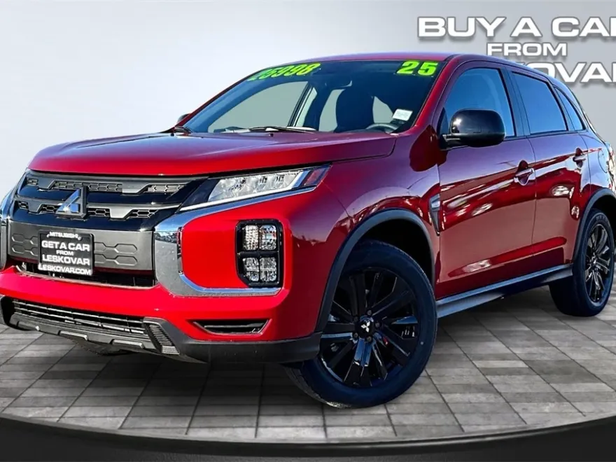 2025 Mitsubishi Outlander Sport LE photo 1