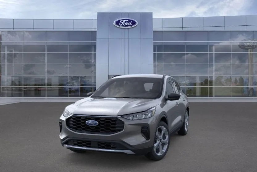 2025 Ford Escape ST-Line photo 1