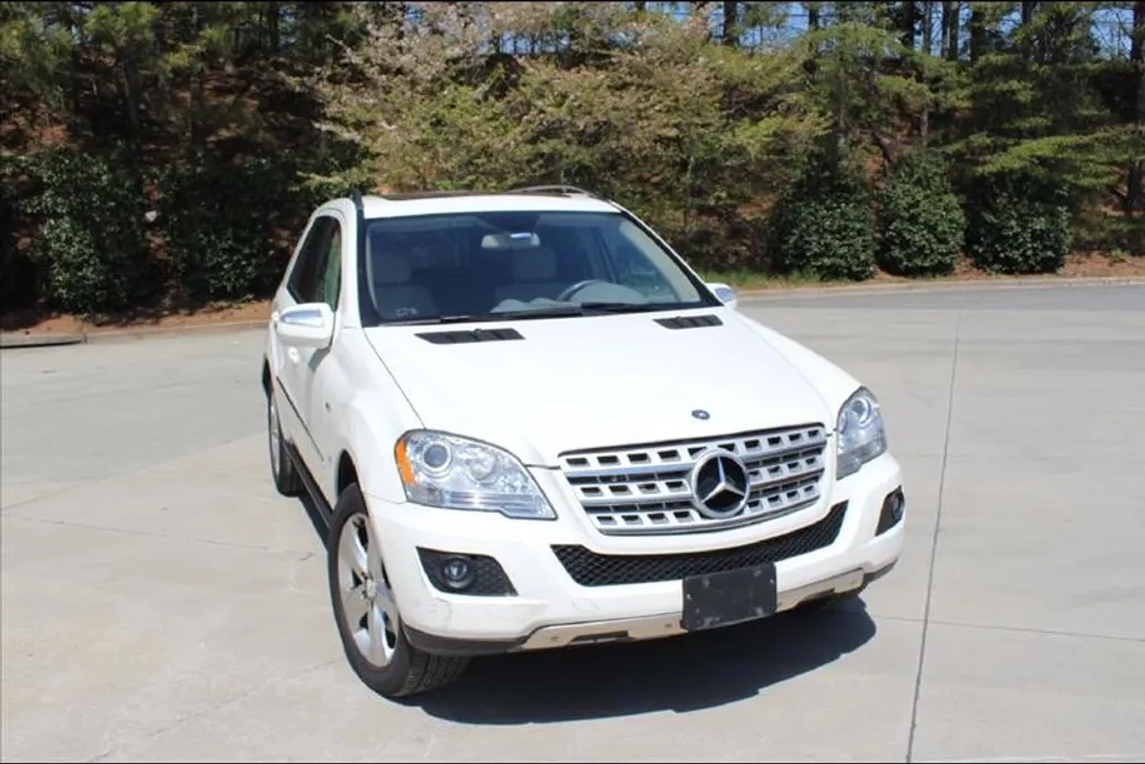2009 Mercedes Benz ML BlueTEC 4MATIC photo 1