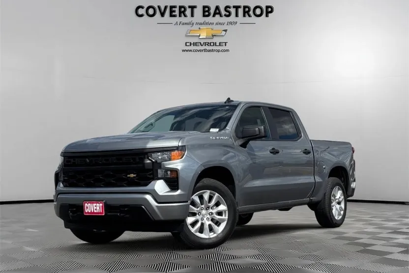 2025 Chevrolet Silverado 1500 Custom photo 1