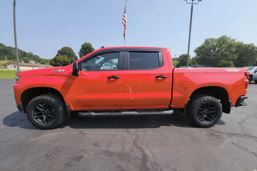 2022 Chevrolet Silverado 1500 LT Trail Boss photo 1