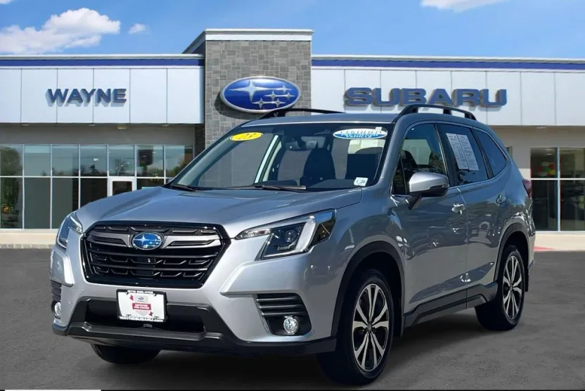 2023 Subaru Forester Limited photo 1
