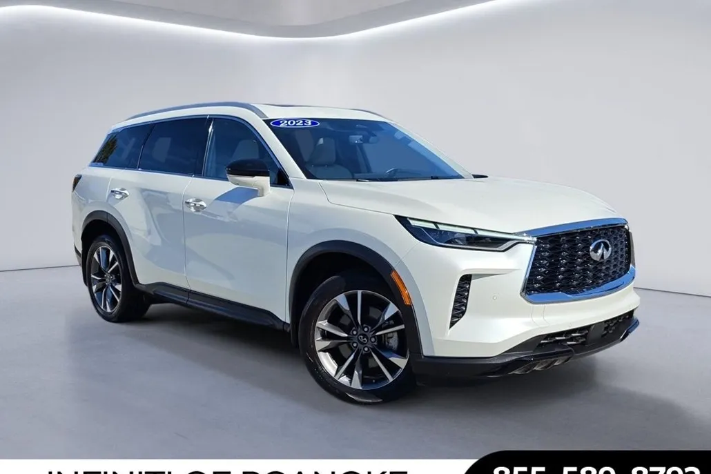2023 Infiniti QX60 Luxe photo 1