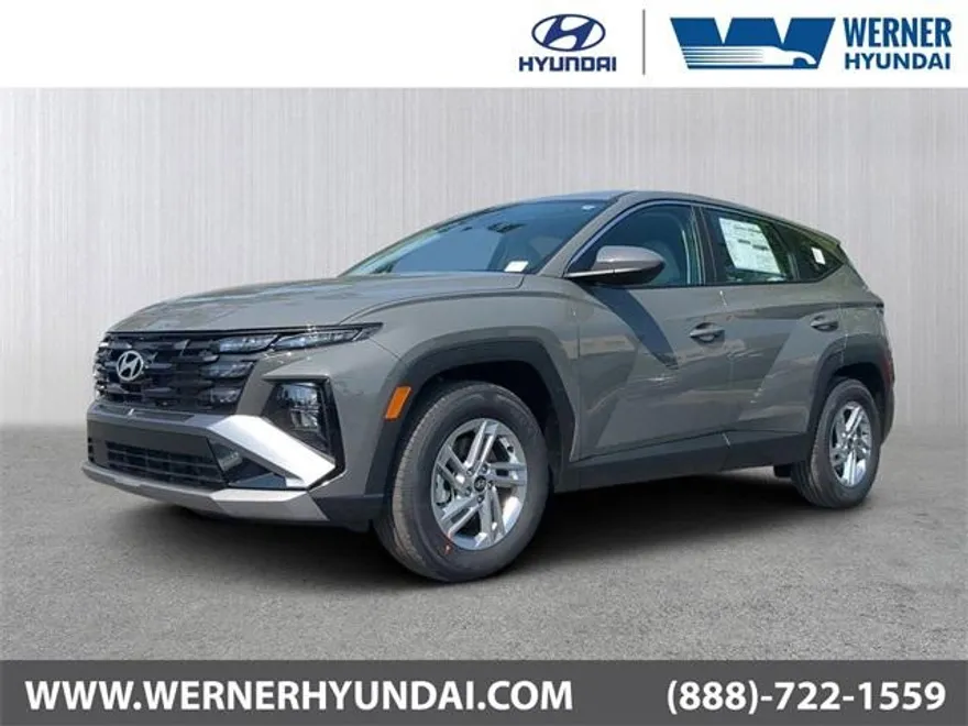 2025 Hyundai Tucson SE photo 1