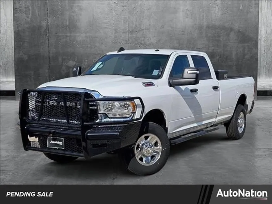 2024 Ram 2500 Tradesman photo 1