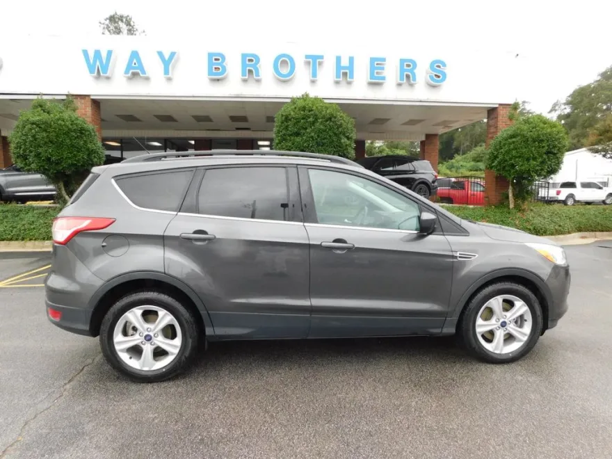 2016 Ford Escape SE photo 1