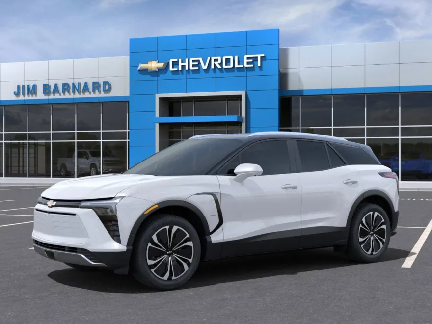 2025 Chevrolet Blazer photo 1