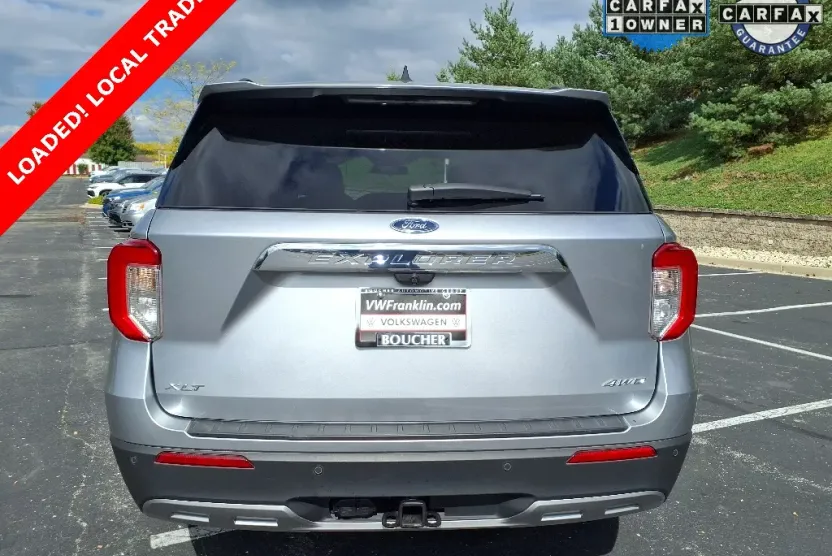 2021 Ford Explorer XLT photo 1