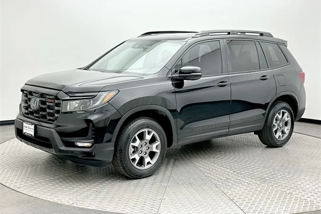 2023 Honda Passport TrailSport photo 1