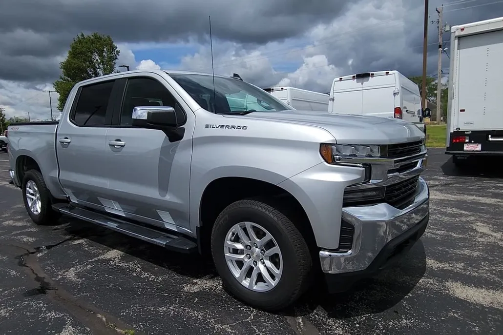 2022 Chevrolet Silverado 1500 photo 1