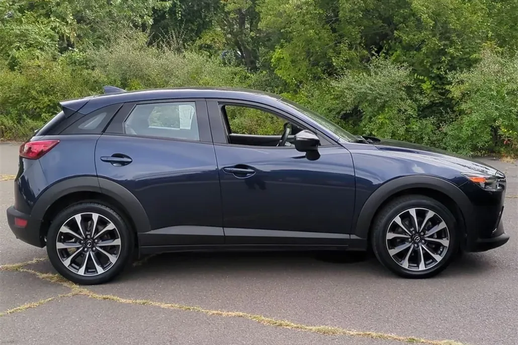 2019 Mazda CX-3 Touring photo 1