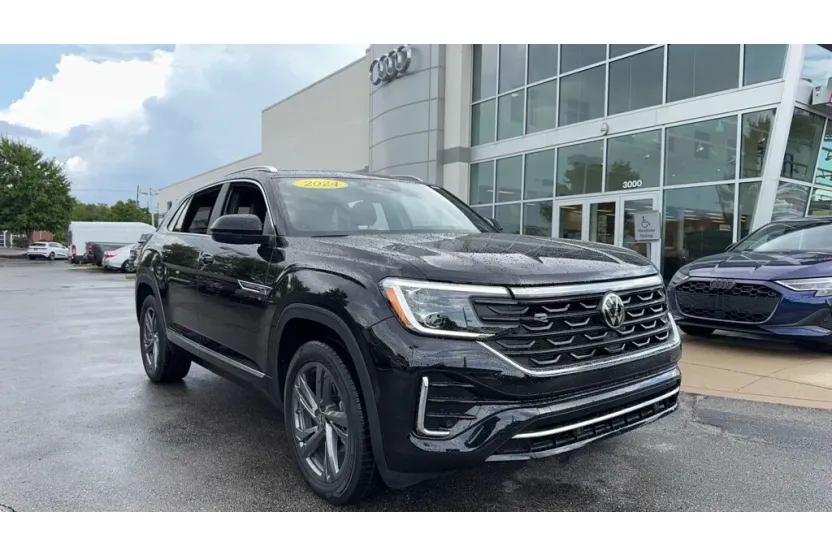 2024 Volkswagen Atlas Cross Sport SEL R-Line photo 1