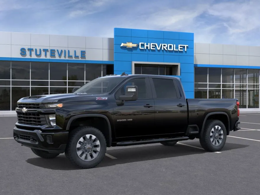 2026 Chevrolet Silverado 2500HD Custom photo 1