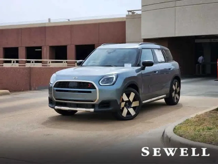 2025 Mini Countryman S ALL4 photo 1