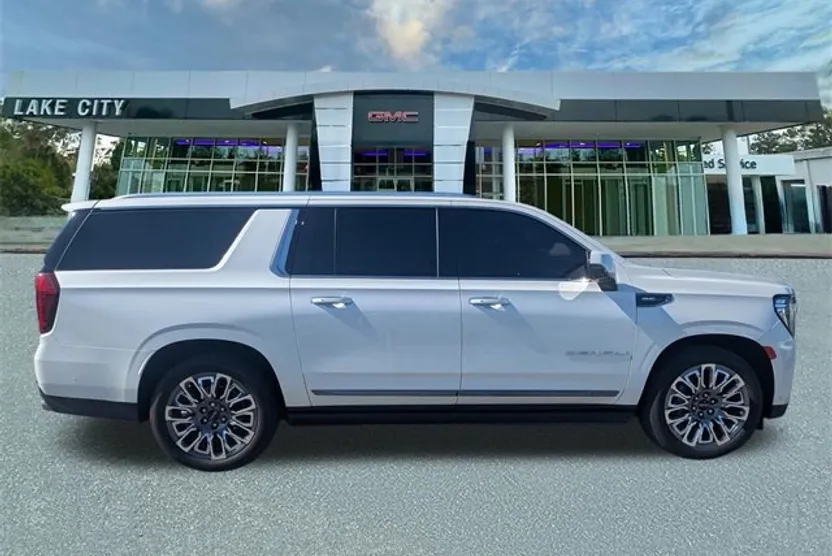 2024 Gmc Yukon XL Denali Ultimate photo 1