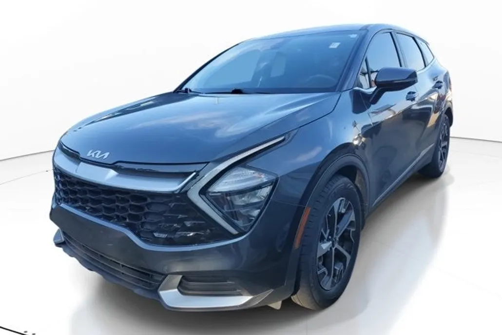 2023 Kia Sportage EX photo 1