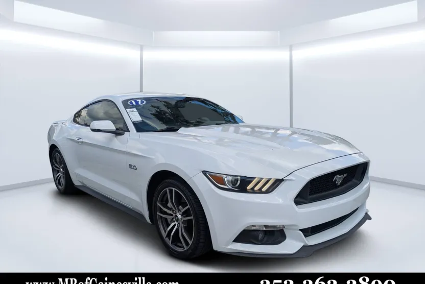 2017 Ford Mustang GT photo 1
