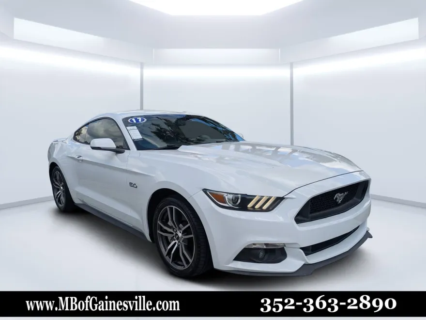 2017 Ford Mustang GT photo 1