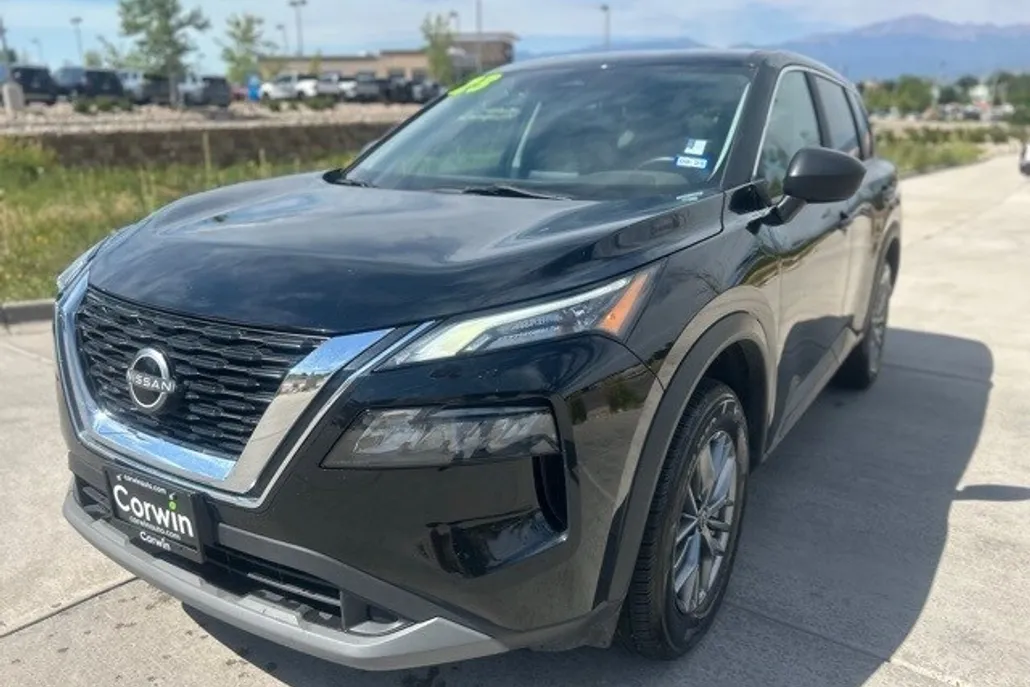 2023 Nissan Rogue S photo 1