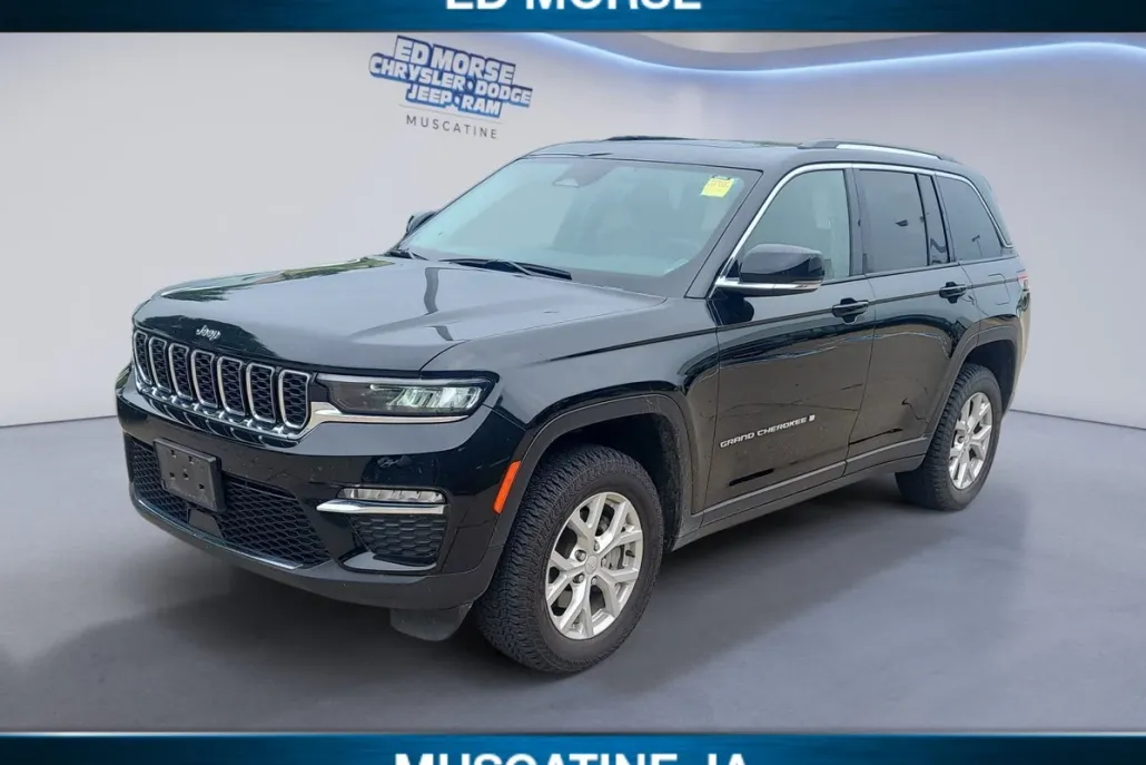2023 Jeep Grand Cherokee Limited photo 1