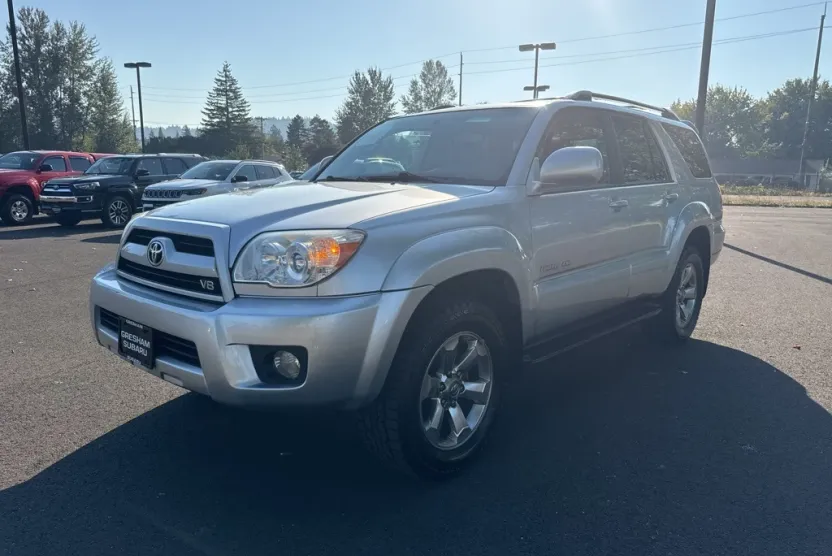 2007 Toyota 4Runner Limited V8 photo 1