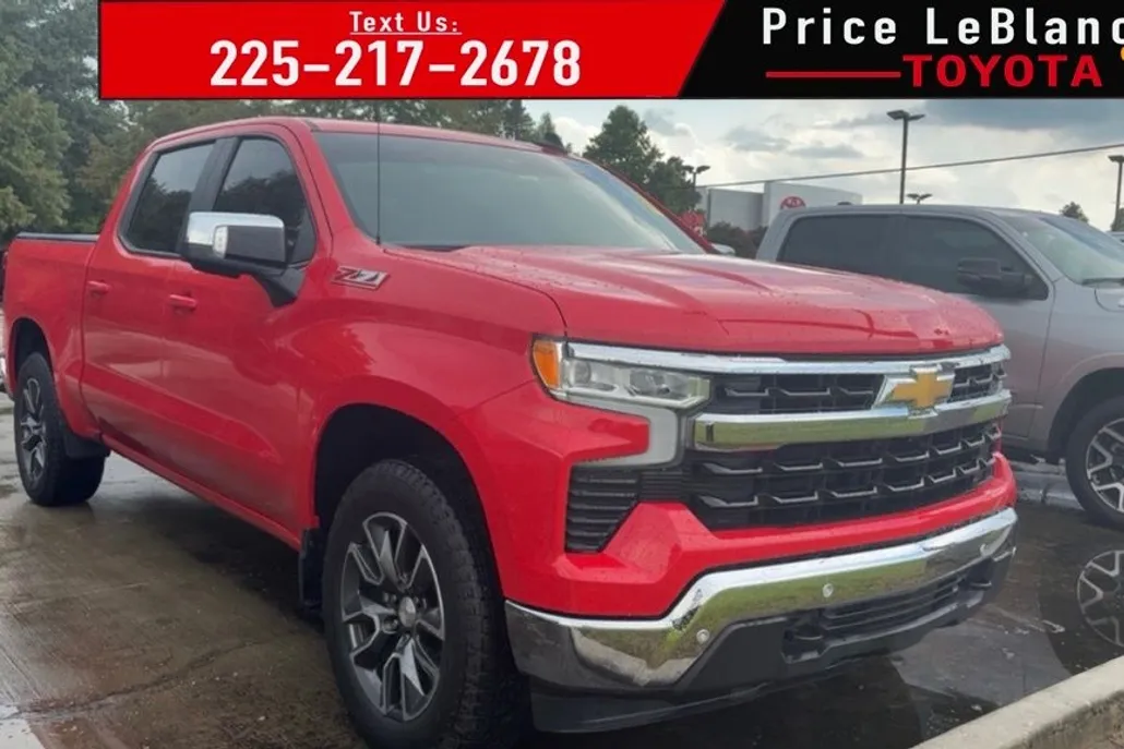 2024 Chevrolet Silverado 1500 LT photo 1