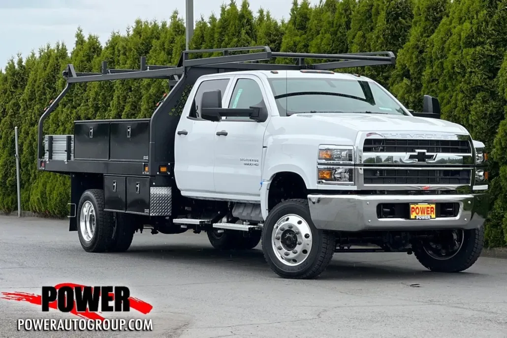 2024 Chevrolet Silverado 5500HD Work Truck photo 1