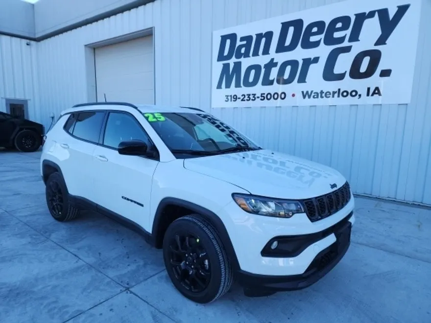2025 Jeep Compass Latitude photo 1