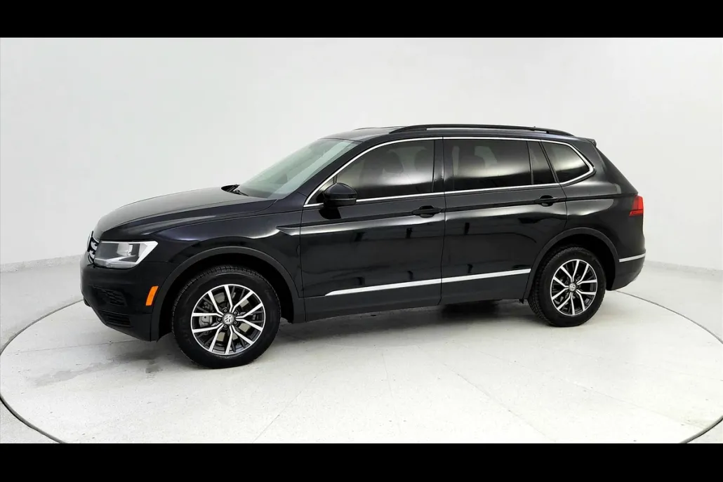 2020 Volkswagen Tiguan SE Sport photo 1