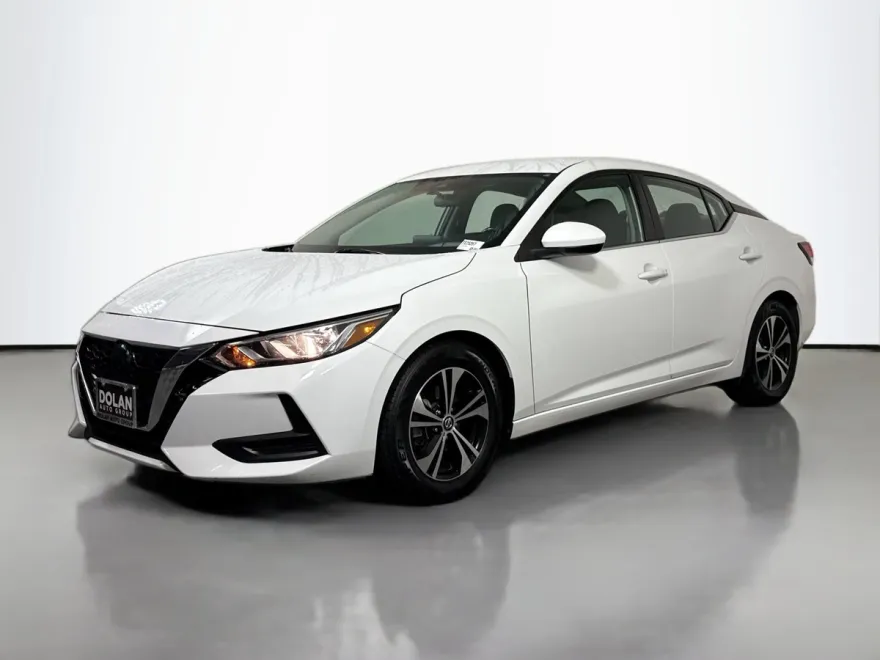 2022 Nissan Sentra SV photo 1