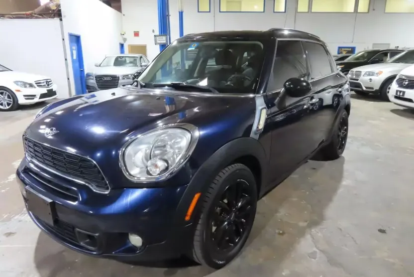 2014 Mini Countryman S photo 1