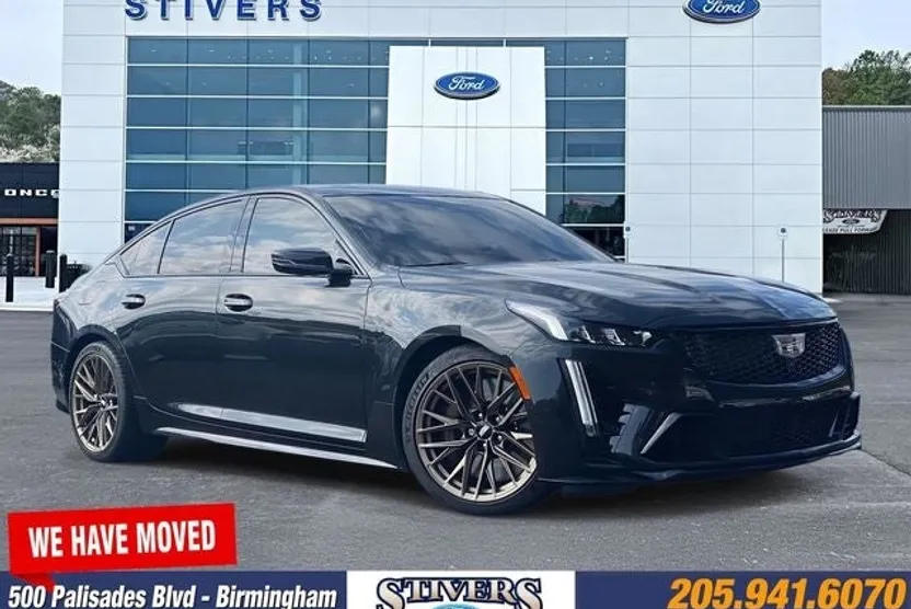 2024 Cadillac CT4 V photo 1