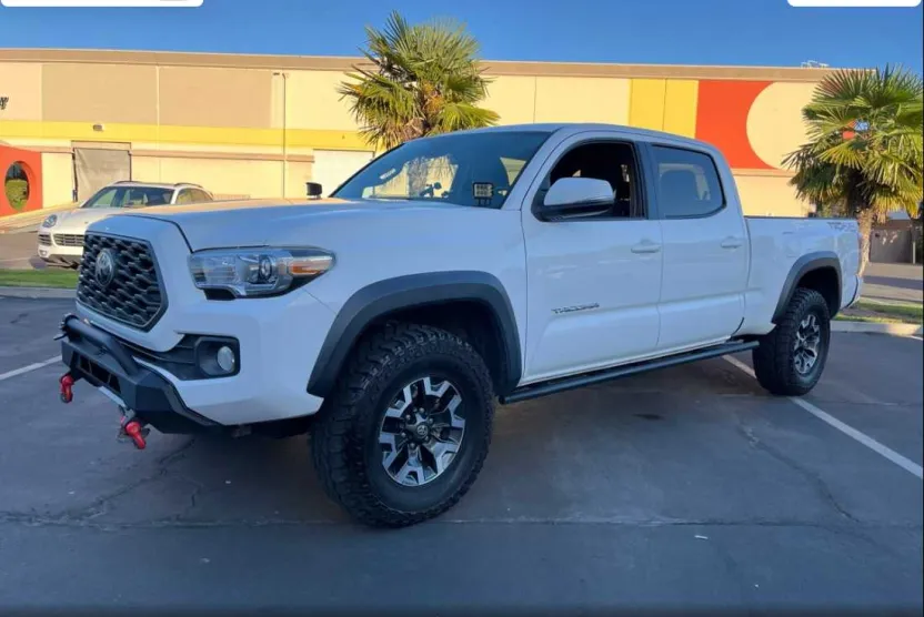 2020 Toyota Tacoma TRD Double Cab photo 1