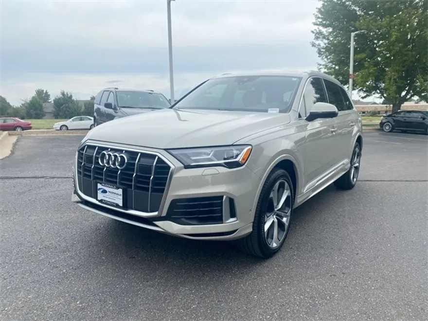 2021 Audi Q7 55 Premium Plus photo 1