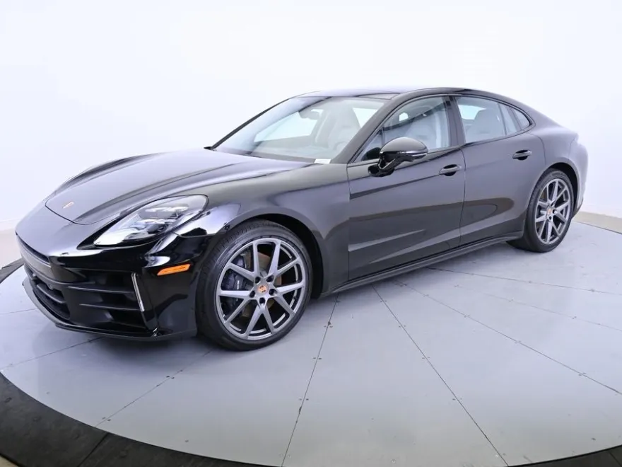 2025 Porsche Panamera 4 photo 1