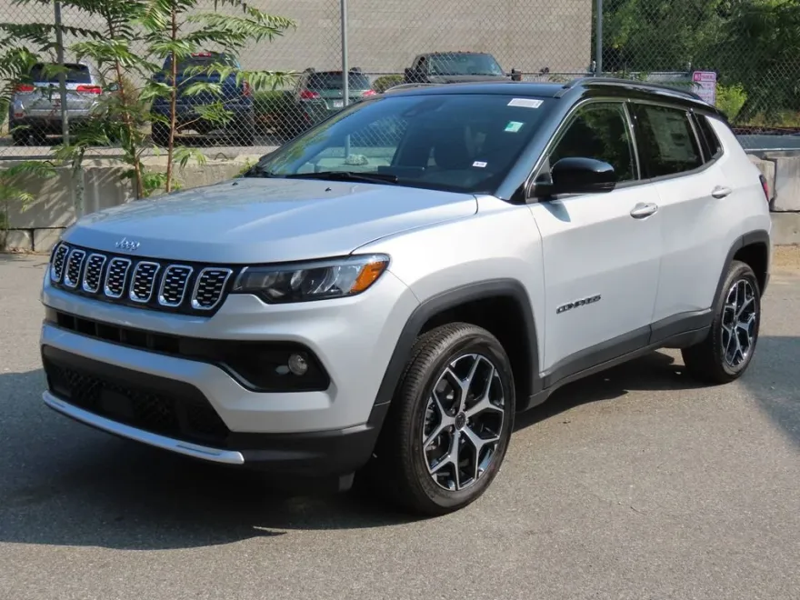 2025 Jeep Compass Limited photo 2