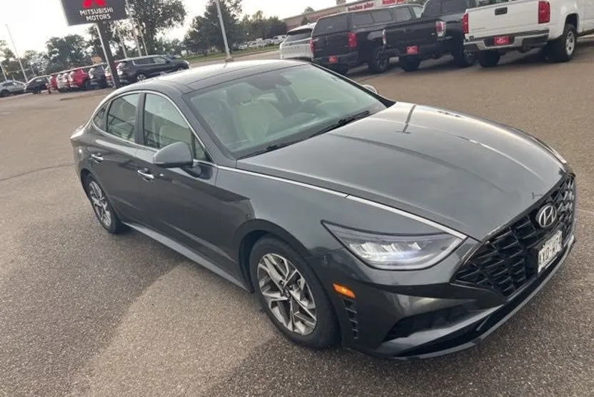 2021 Hyundai Sonata SEL photo 1