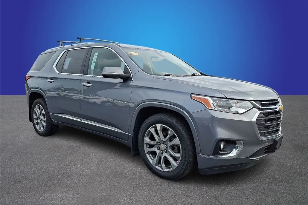 2021 Chevrolet Traverse Premier photo 1