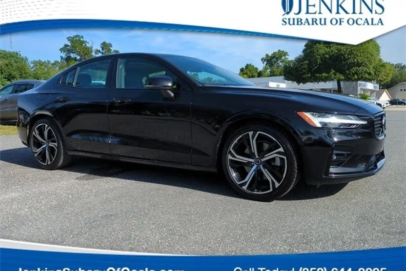 2024 Volvo S60 B5 Plus photo 1