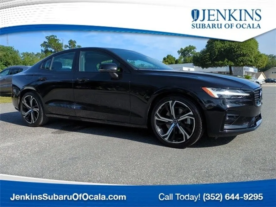 2024 Volvo S60 B5 Plus photo 1