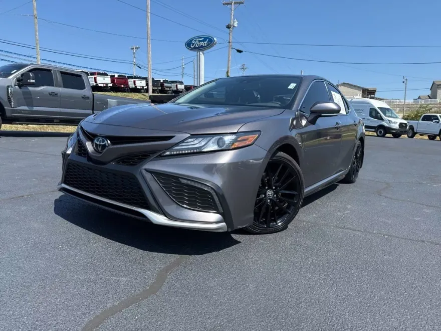 2023 Toyota Camry XSE photo 1