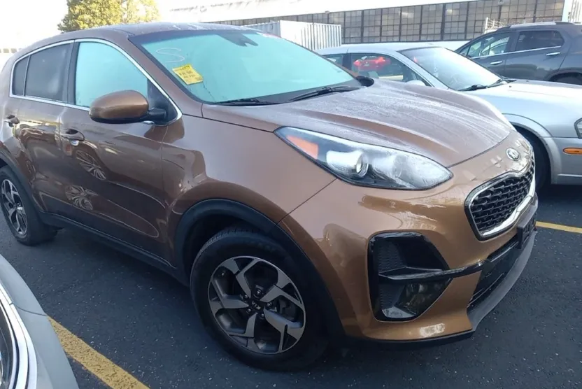 2020 Kia Sportage LX photo 1