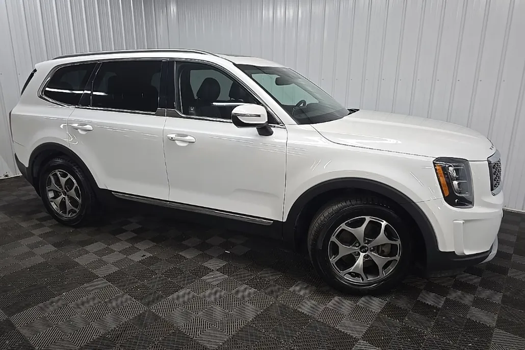 2021 Kia Telluride EX photo 1