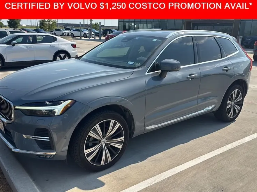 2023 Volvo XC60 Plus photo 1
