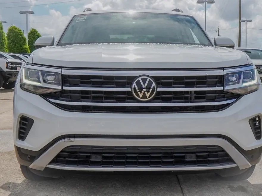 2022 Volkswagen Atlas V6 SE Technology photo 1